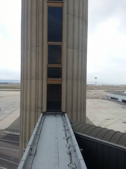 Etanchéité toiture de la passerelle de l'aéroport de Marignane